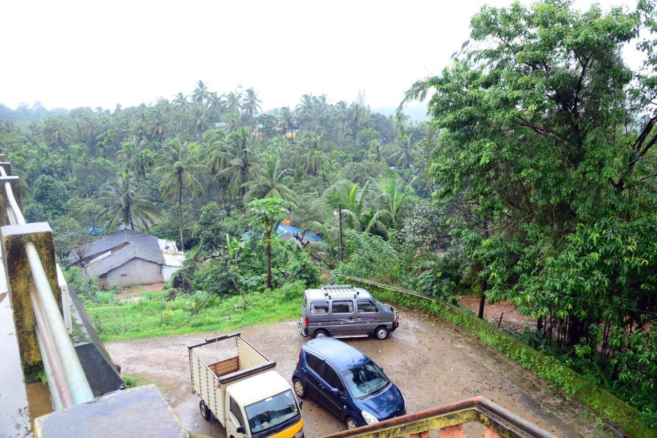 Sri Ranga Homestay Mavingundi Екстер'єр фото